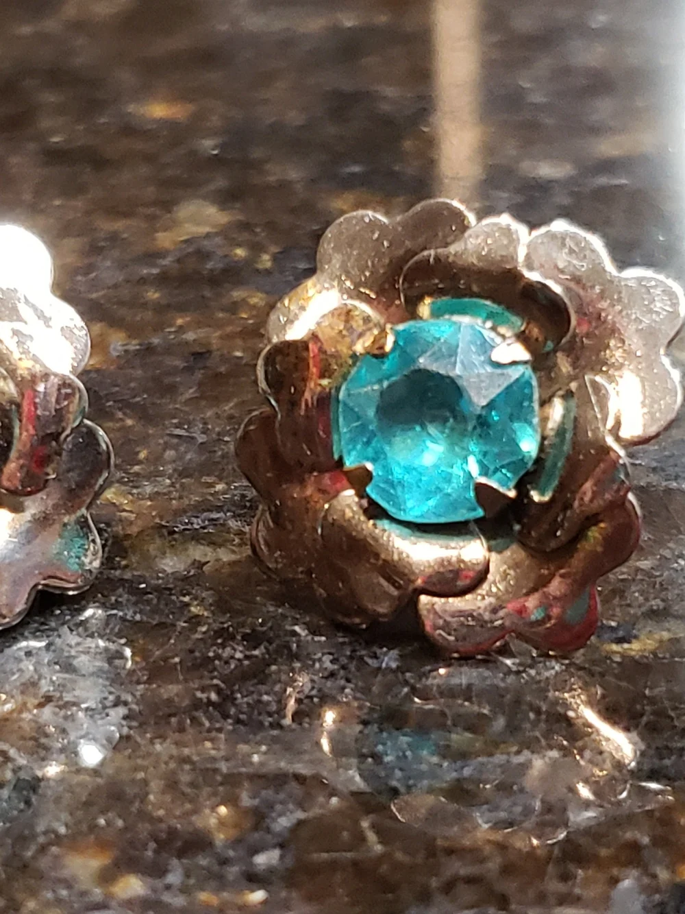 Vintage Floral Screwback Earrings
